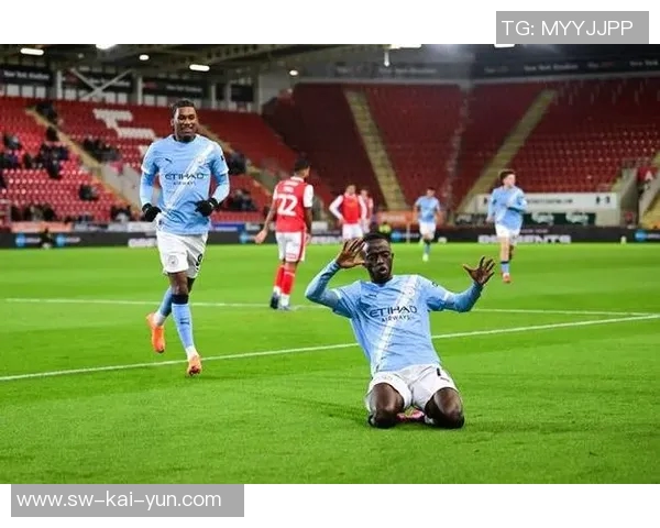 曼城跟队记者谈冬窗策略,引援观望替补门将留队 曼城跟队记者谈冬窗策略,引援观望替补门将留队