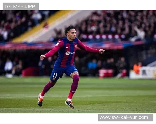 世体:费兰和拉菲尼亚仍在恢复,今天进行了单独训练 世体:费兰和拉菲尼亚仍在恢复,今天进行了单独训练