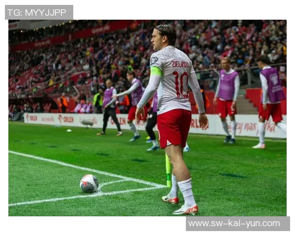 波兰主帅:希望对荷兰能多控球;莱万和泽林斯基都很健康——一场控球对决的前瞻 波兰主帅:希望对荷兰能多控球;莱万和泽林斯基都很健康——一场控球对决的前瞻