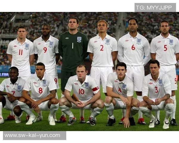 英格兰队公布世界杯阵容引热议：豪华阵容背后的战略布局