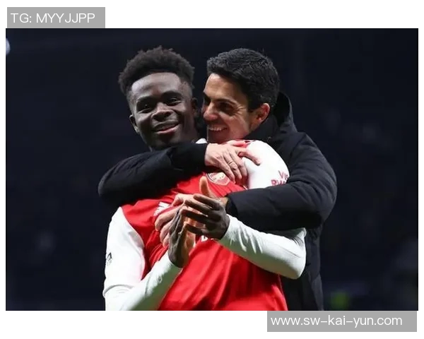 英超战火再燃！阿森纳领跑积分榜，曼城紧追其后，豪门泥潭中的角逐使你欲罢不能